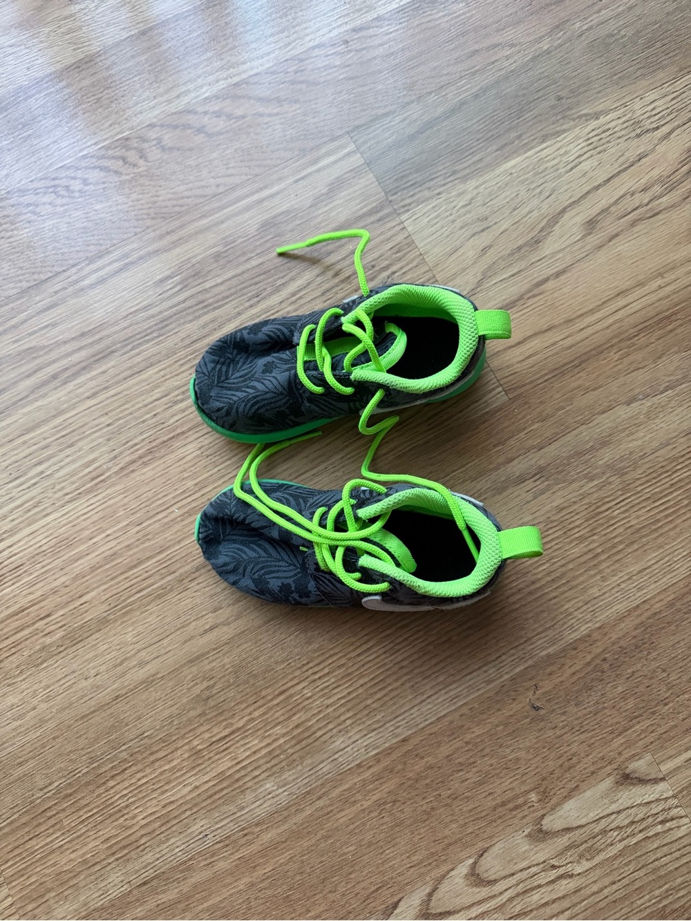 Nike Kids Black and Neon Green Slip-On Sneakers - Picture 1 of 6
